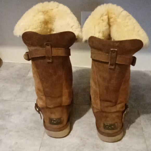 UGG boots size 8 women - Picture 5 of 9